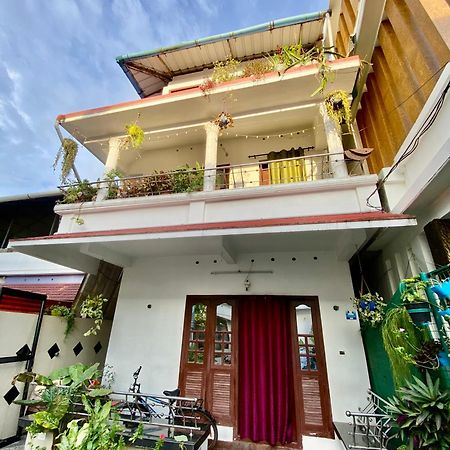 Rajatheeram Beach Homestay & Backwater Cruise Alleppey Alappuzha Exterior photo