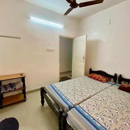 Rajatheeram Beach Homestay & Backwater Cruise Alleppey Alappuzha Exterior photo