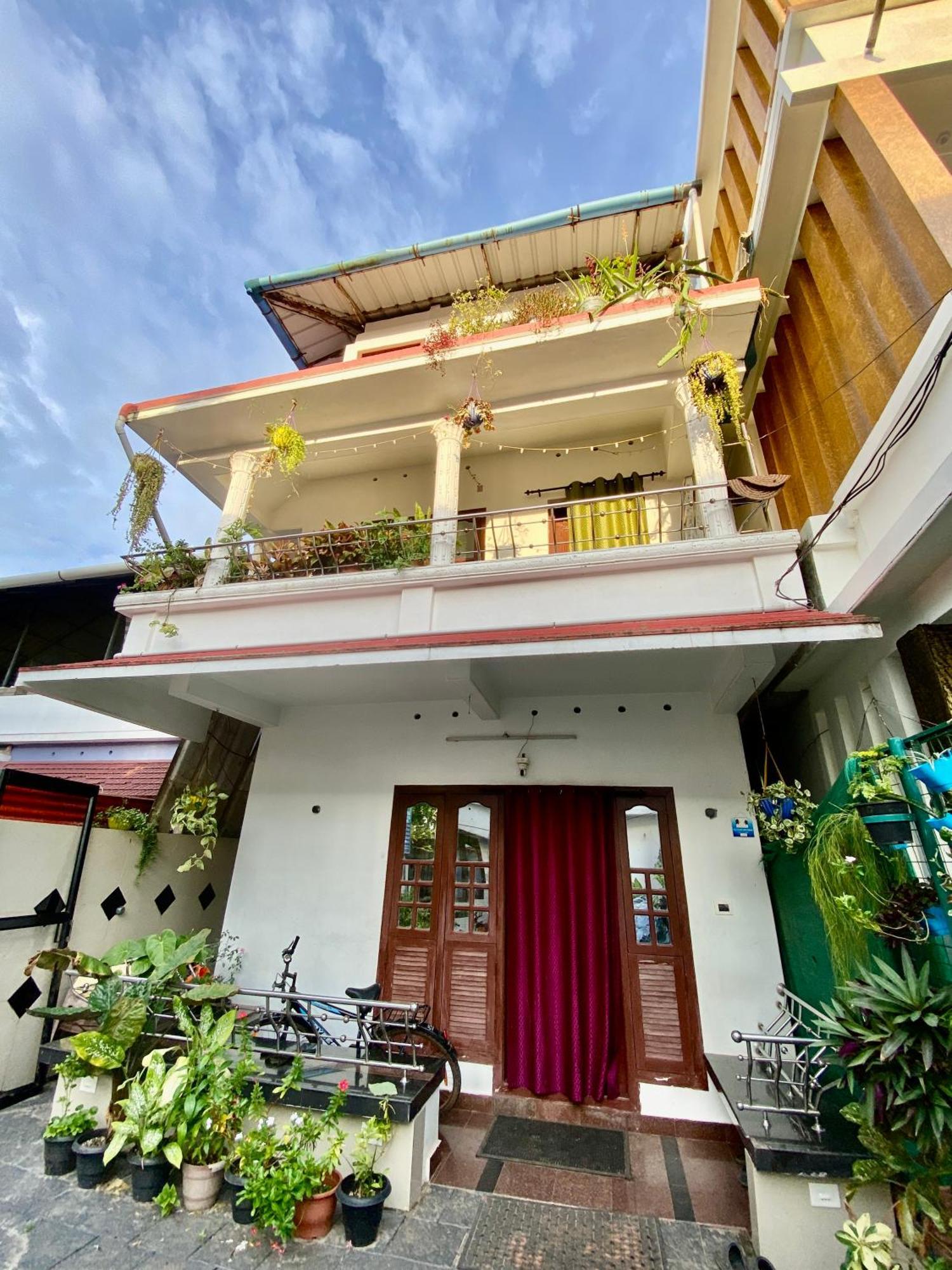 Rajatheeram Beach Homestay & Backwater Cruise Alleppey Alappuzha Exterior photo