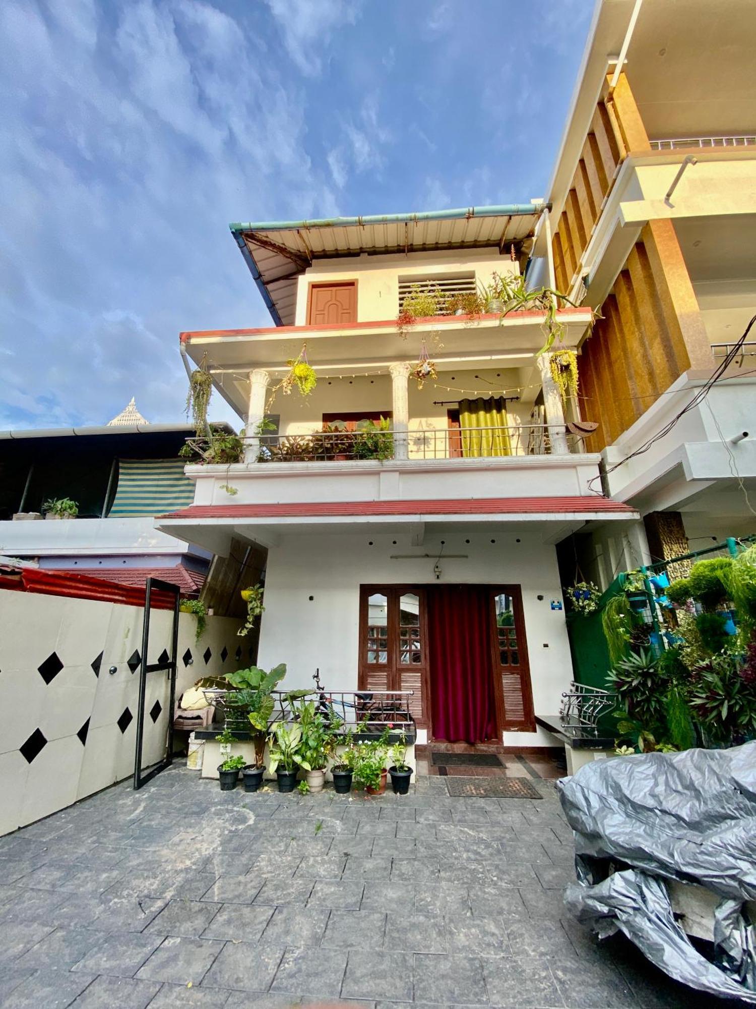 Rajatheeram Beach Homestay & Backwater Cruise Alleppey Alappuzha Exterior photo