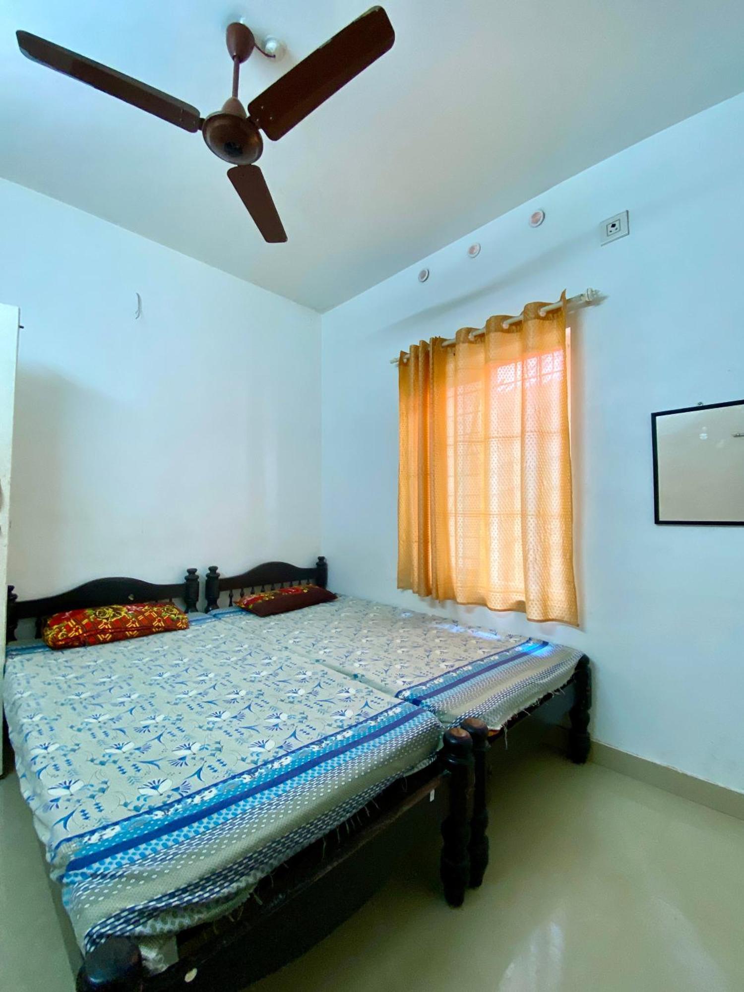 Rajatheeram Beach Homestay & Backwater Cruise Alleppey Alappuzha Exterior photo