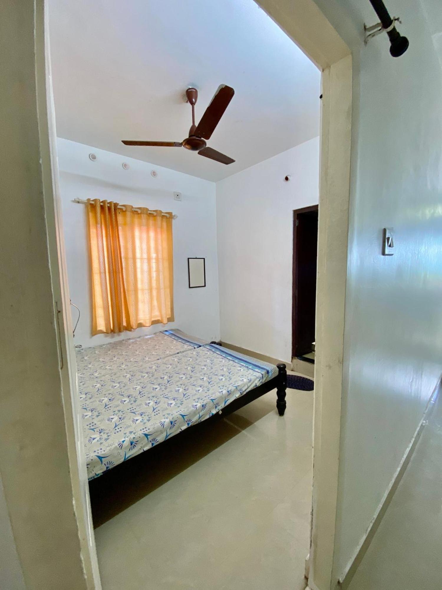Rajatheeram Beach Homestay & Backwater Cruise Alleppey Alappuzha Exterior photo