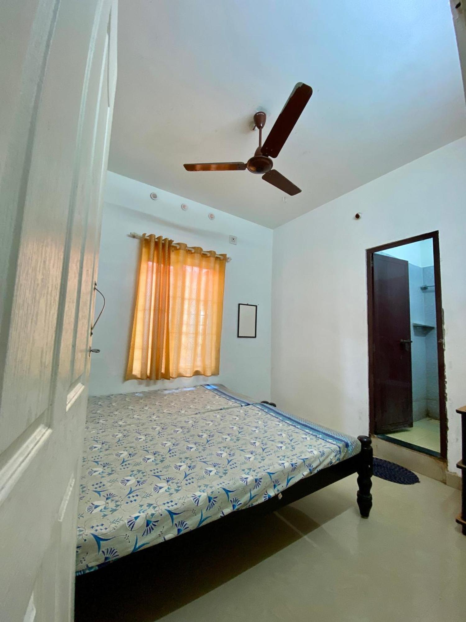 Rajatheeram Beach Homestay & Backwater Cruise Alleppey Alappuzha Exterior photo