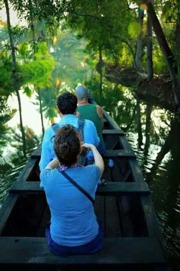 Rajatheeram Beach Homestay & Backwater Cruise Alleppey Alappuzha Exterior photo